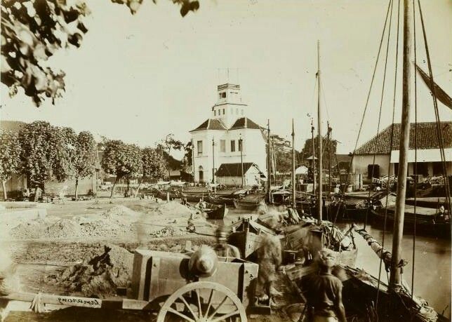 Menara Syahbandar Tempo Dulu